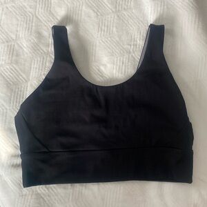 Born primitive size medium black sports bra